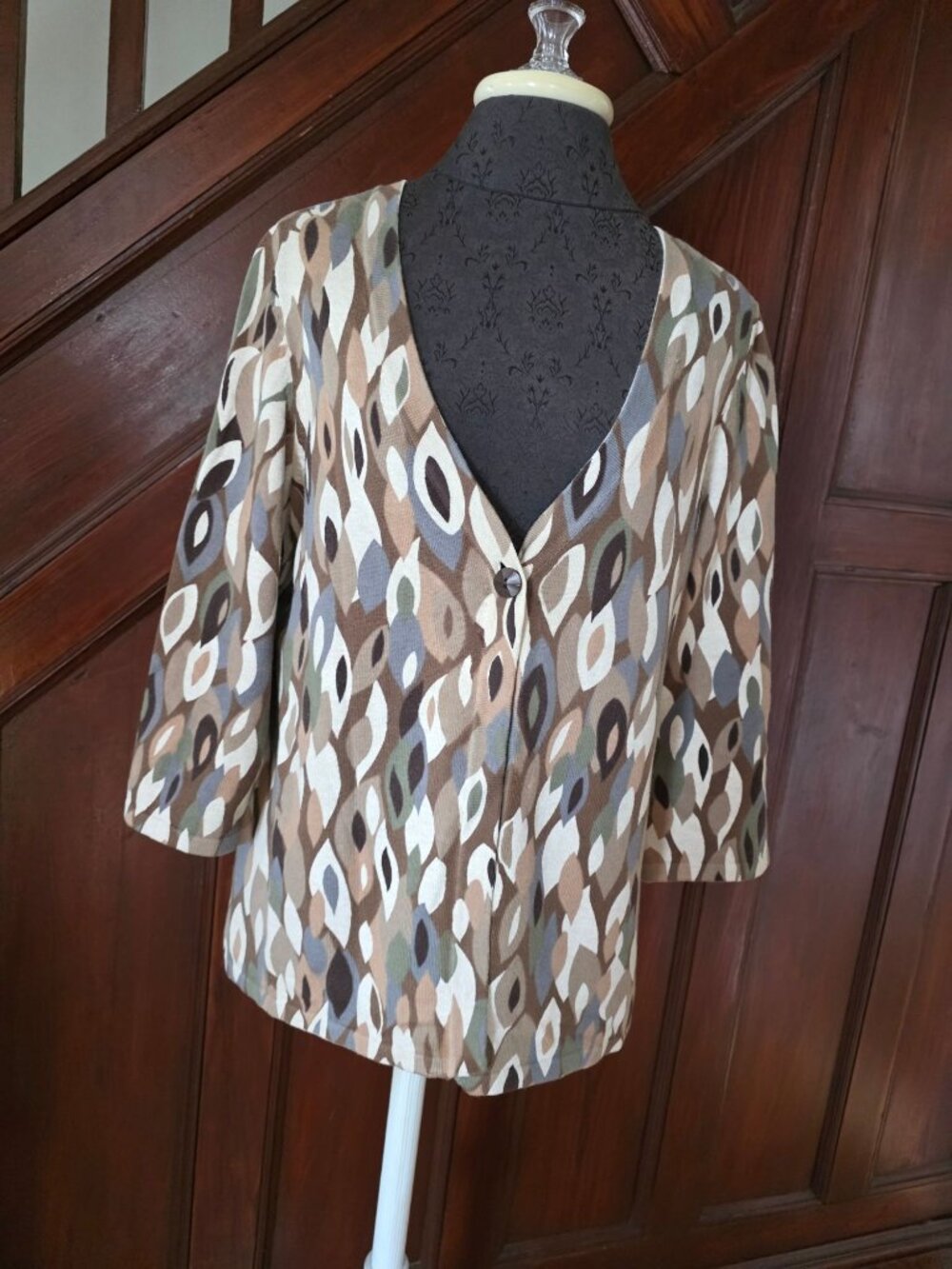 Christopher & Banks Womens V-Neck 3/4 Sleeve Cardigan Medium Brown Abstract Prin